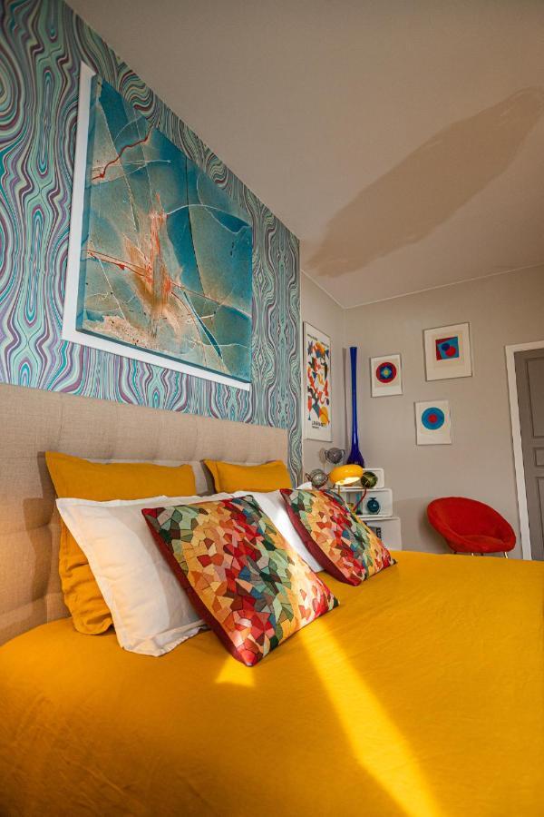 Le Jardin Des Toiles Hotel Triel-sur-Seine Exterior photo